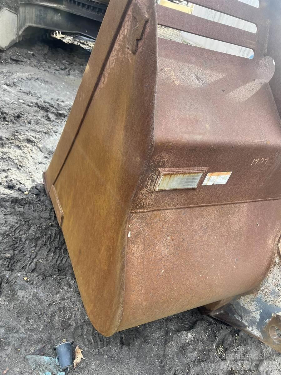 Volvo L70E Schaufeln