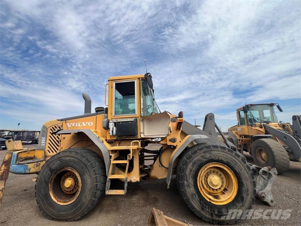 Volvo L90E Radlader