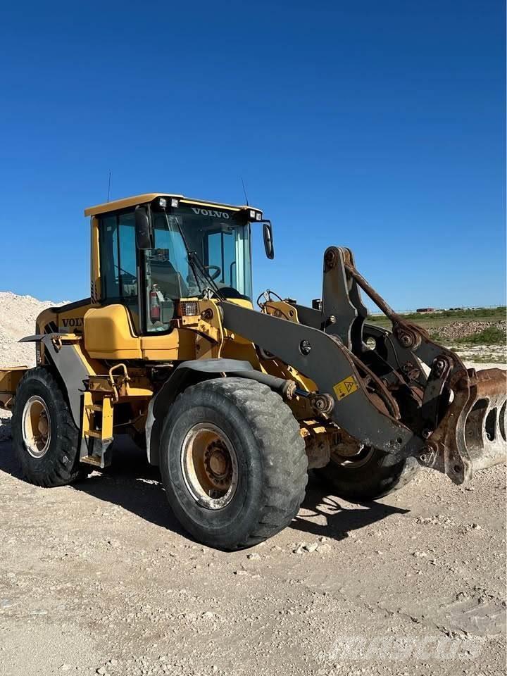 Volvo L90F Radlader