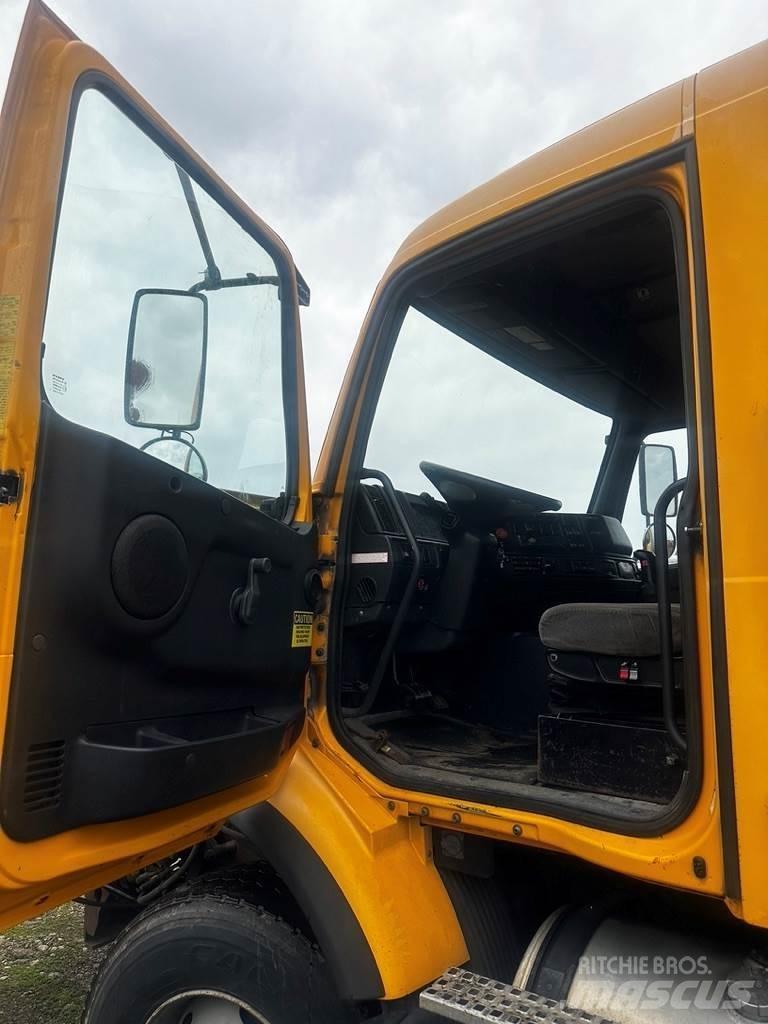 Volvo VHD Kipper