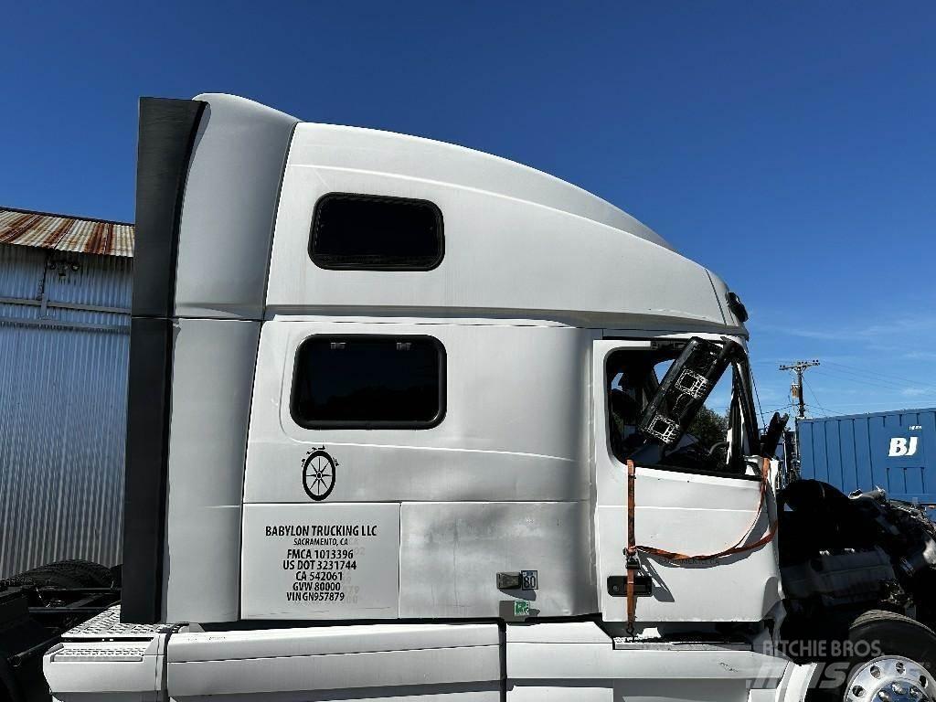 Volvo VNL Transport Sonstige