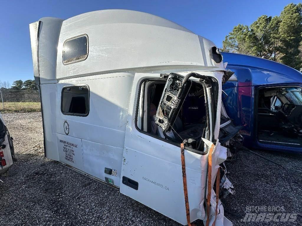 Volvo VNL Transport Sonstige