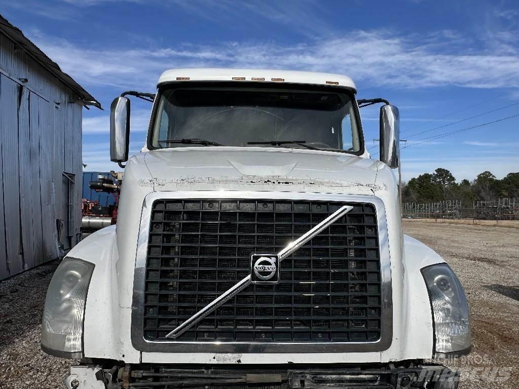 Volvo VNL Transport Sonstige