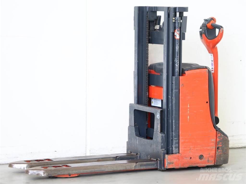 Linde D06/1160 Deichselstapler