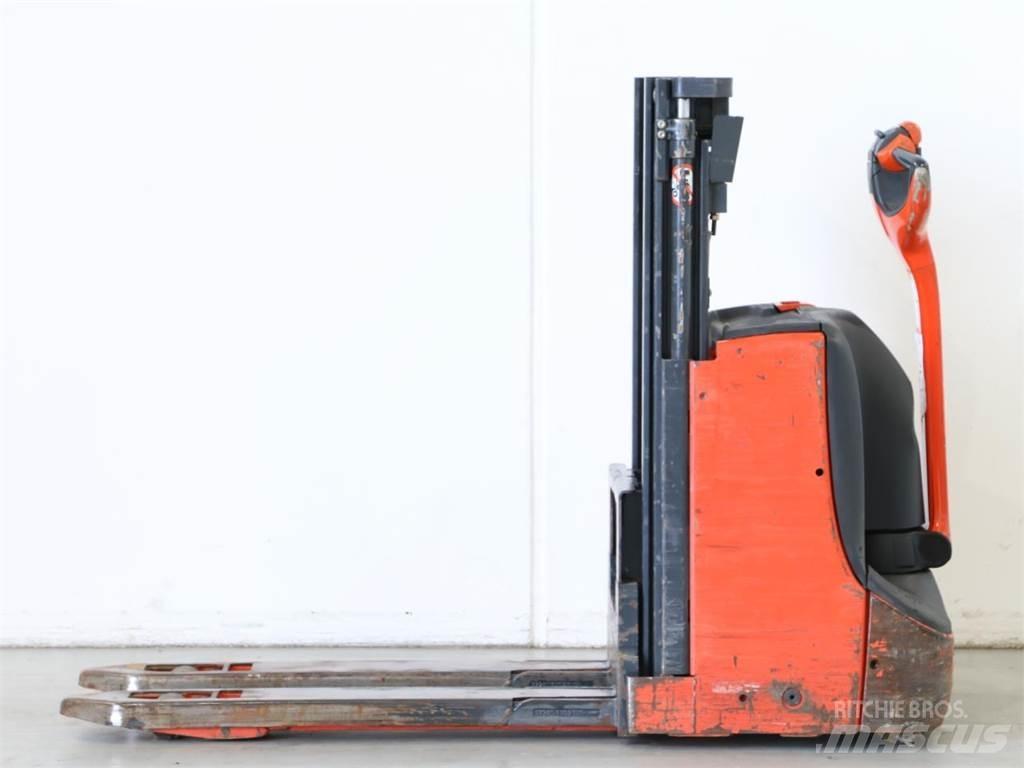 Linde D08/1160-00 Deichselstapler