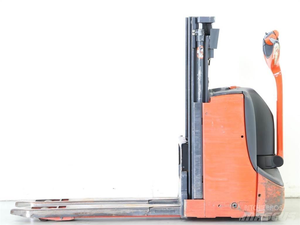 Linde D08/1160-00 Deichselstapler