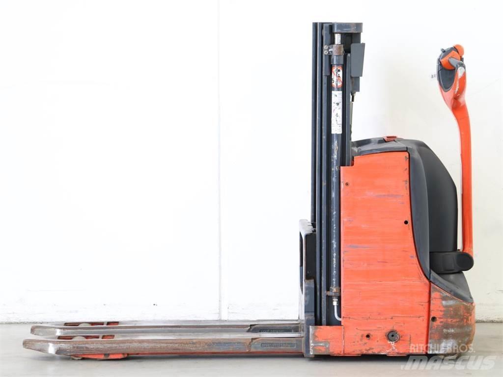 Linde D08/1160-00 Deichselstapler