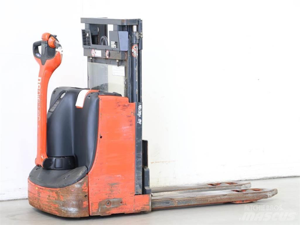 Linde D08/1160-00 Deichselstapler