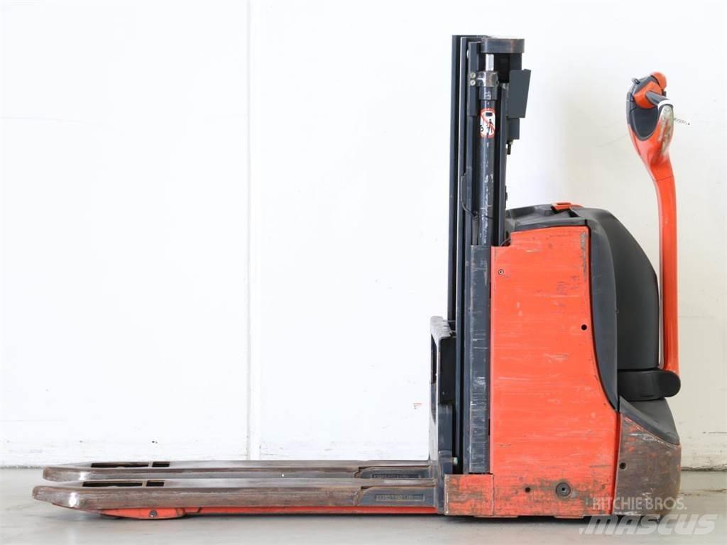 Linde D08/1160-00 Deichselstapler
