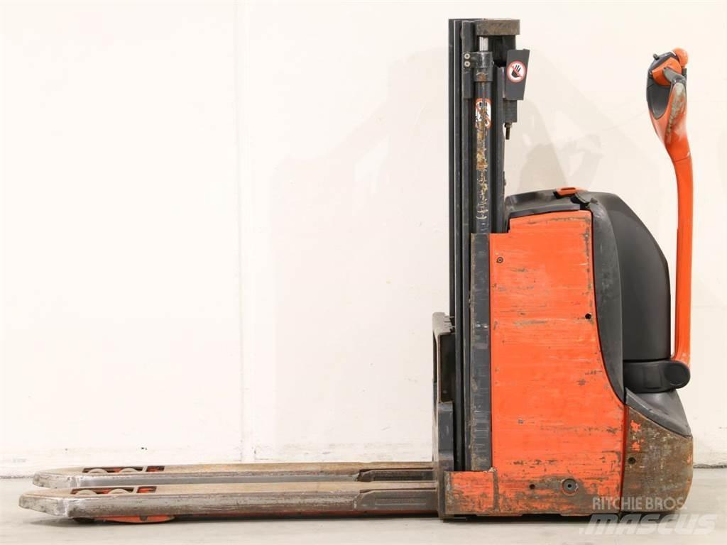 Linde D08/1160-00 Deichselstapler
