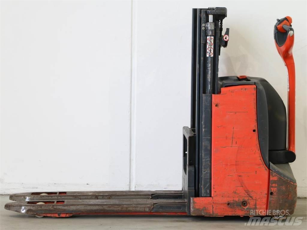 Linde D08/1160-00 Deichselstapler