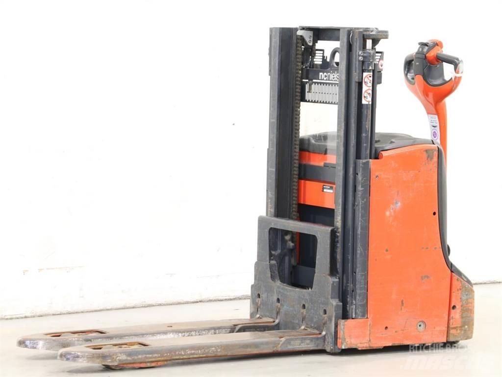 Linde D08/1160-00 Deichselstapler