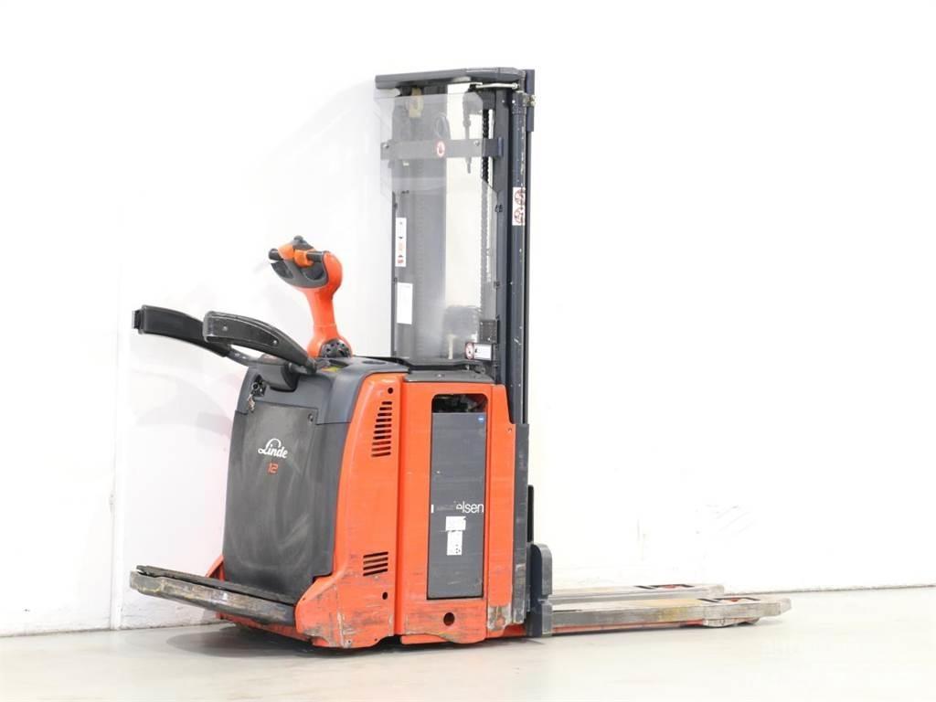 Linde D12AP/133 Deichselstapler