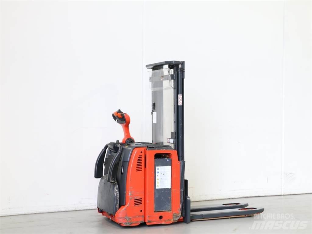 Linde D12AP/133 Deichselstapler