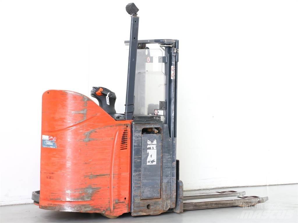 Linde D12SP/133 Deichselstapler