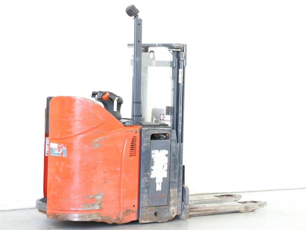 Linde D12SP/133 Deichselstapler