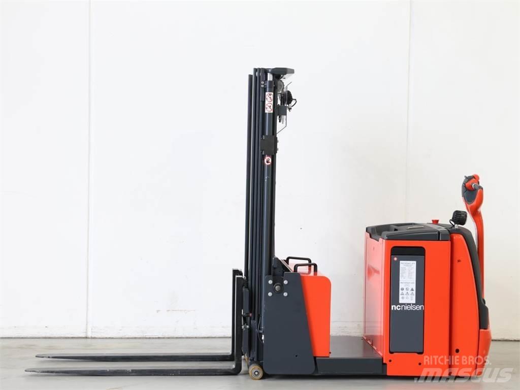 Linde L12AC/1171-01 Deichselstapler