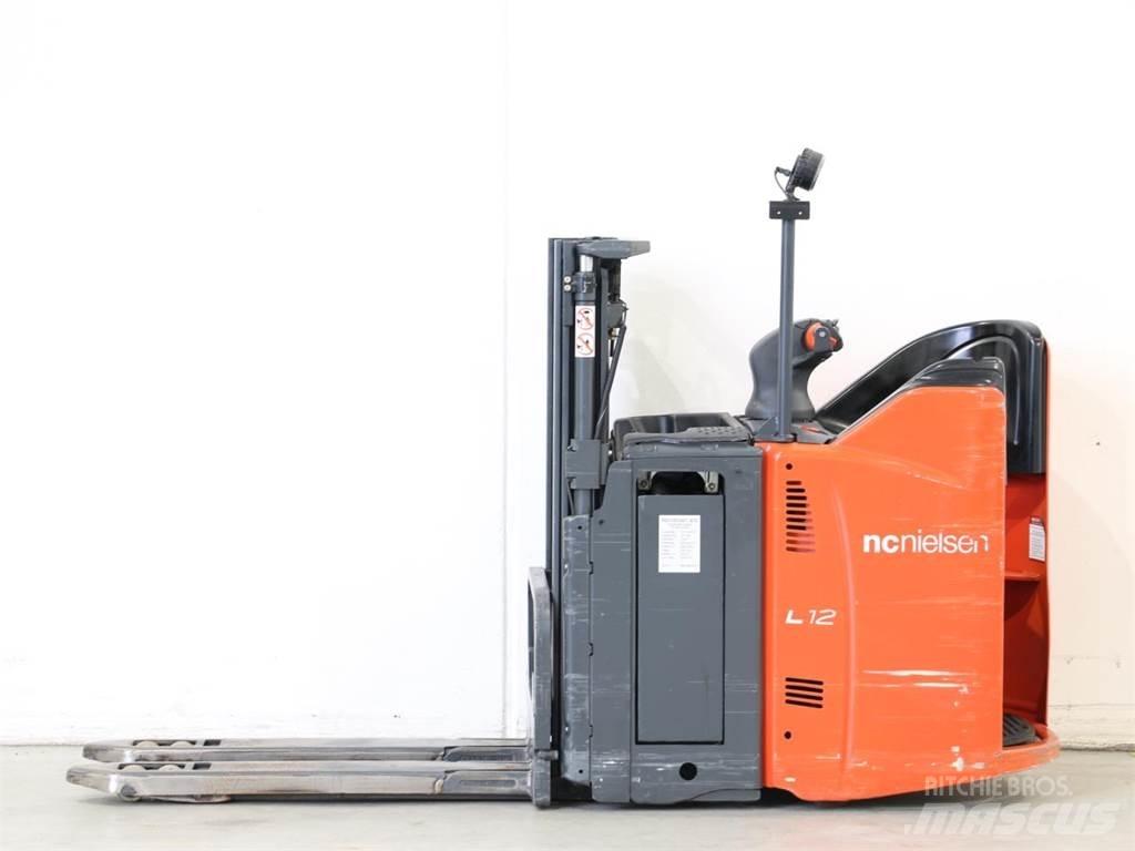 Linde L12LSP/133 Deichselstapler