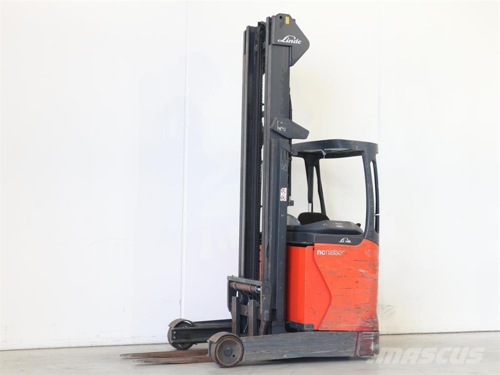 Linde R16/1120 Schubmaststapler