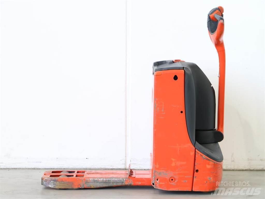 Linde T16/1152 Deichselstapler