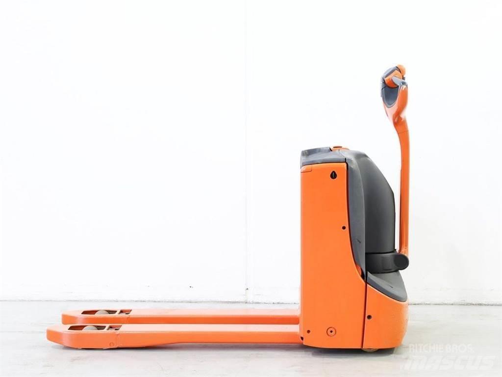 Linde T16/1152 Deichselstapler