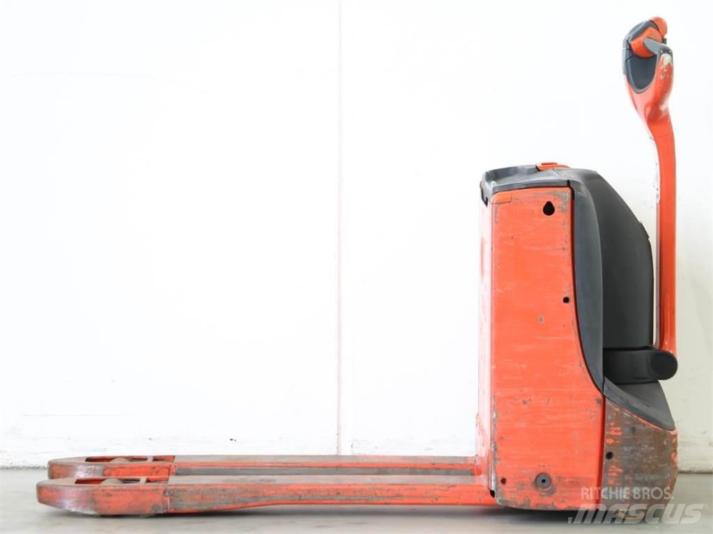 Linde T16/1152 Deichselstapler