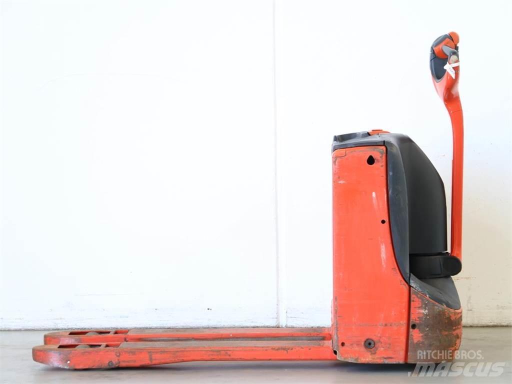 Linde T16/1152 Deichselstapler