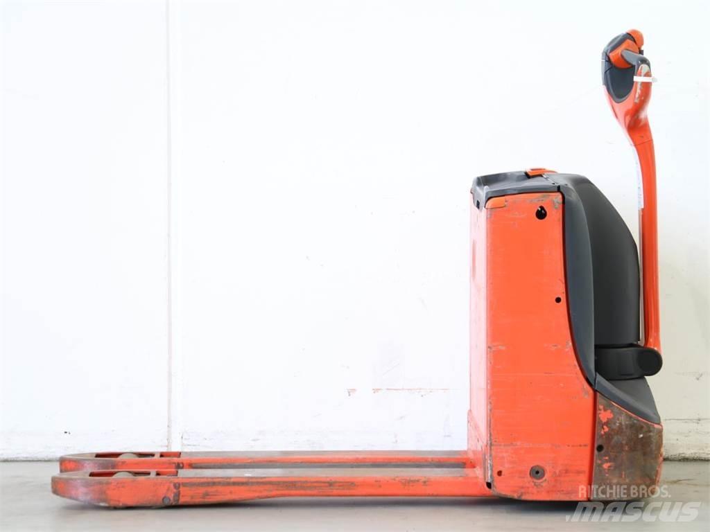Linde T16/1152 Deichselstapler
