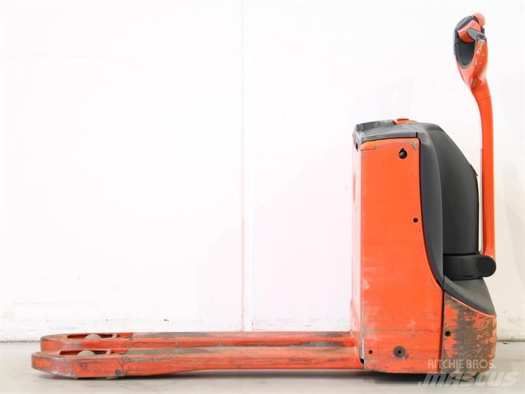 Linde T16/1152 Deichselstapler