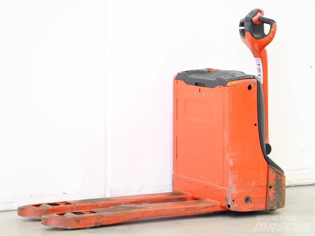 Linde T16/1152 Deichselstapler