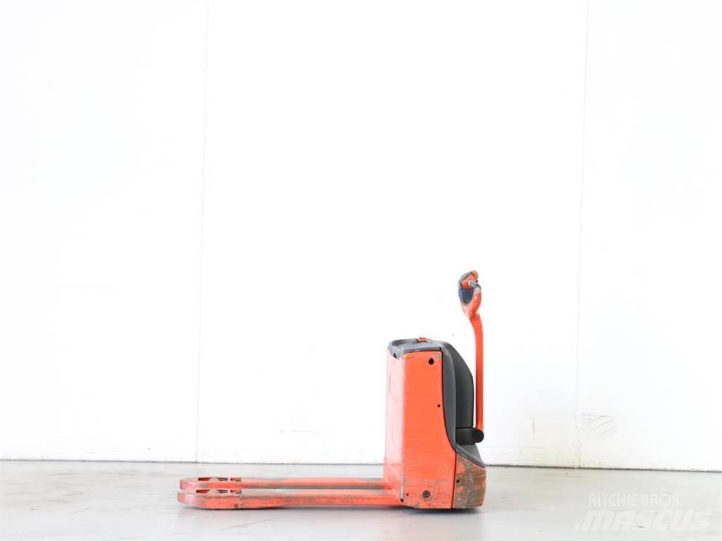 Linde T16/1152 Deichselstapler