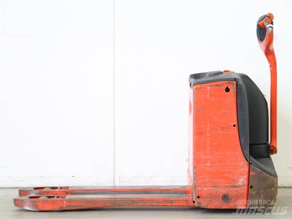 Linde T16/1152 Deichselstapler