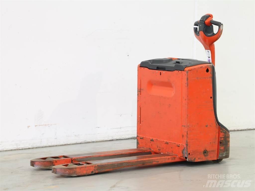 Linde T16/1152 Deichselstapler