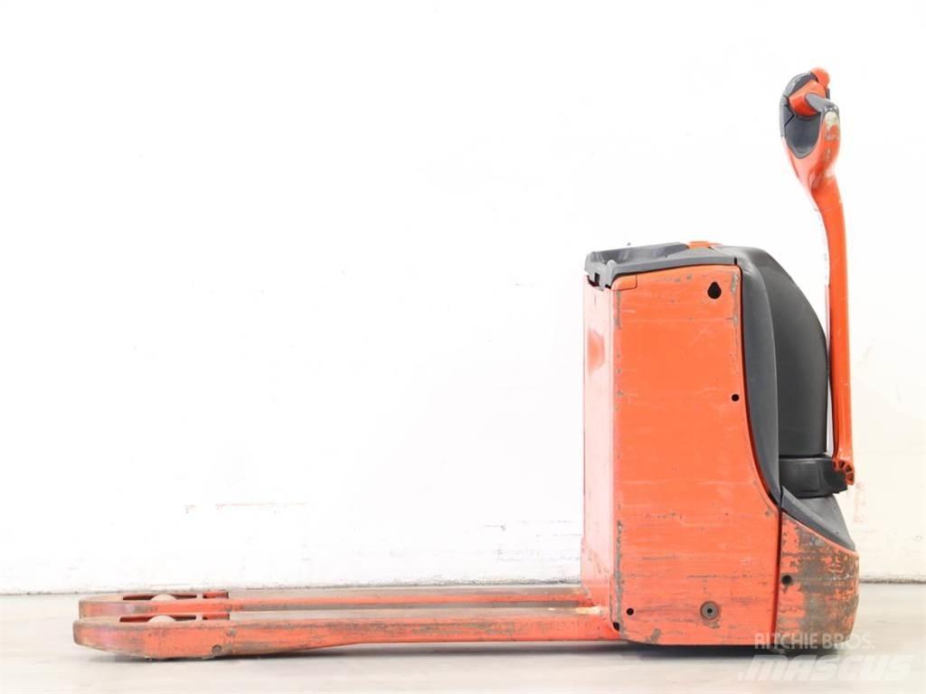Linde T16/1152 Deichselstapler