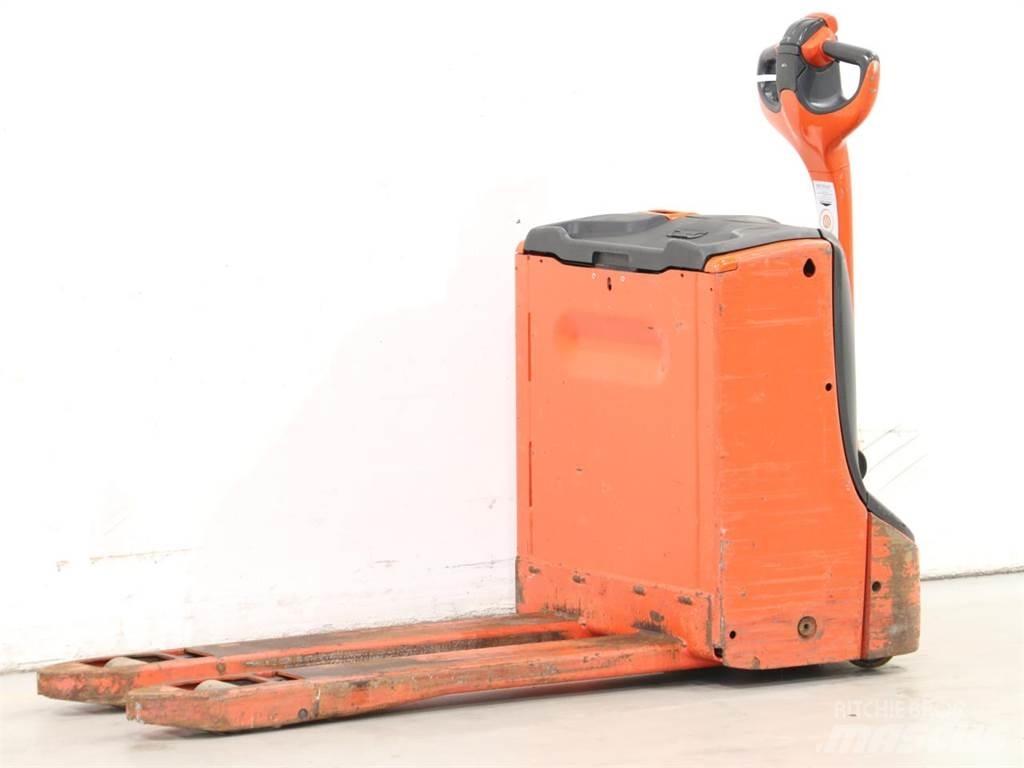 Linde T16/1152 Deichselstapler