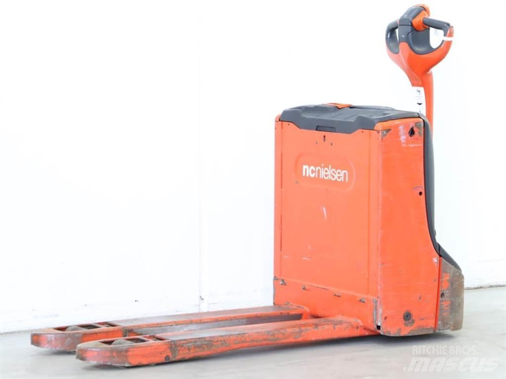 Linde T16/1152 Deichselstapler