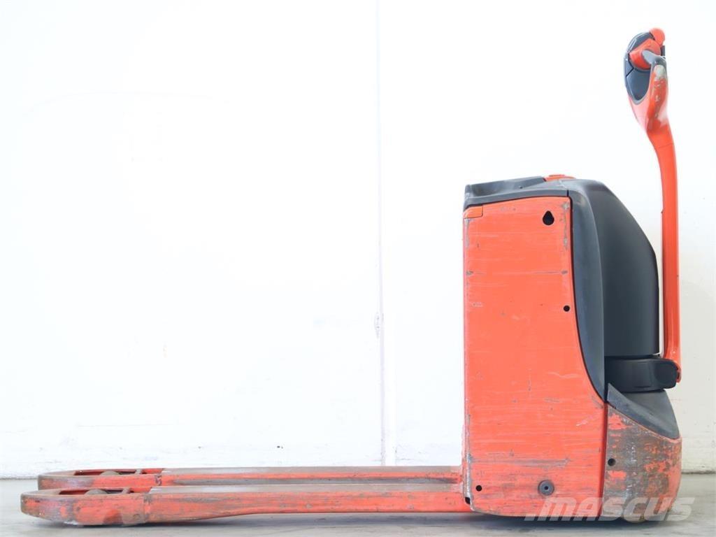 Linde T16/1152 Deichselstapler