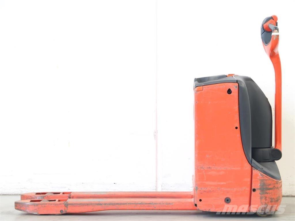 Linde T16/1152 Deichselstapler