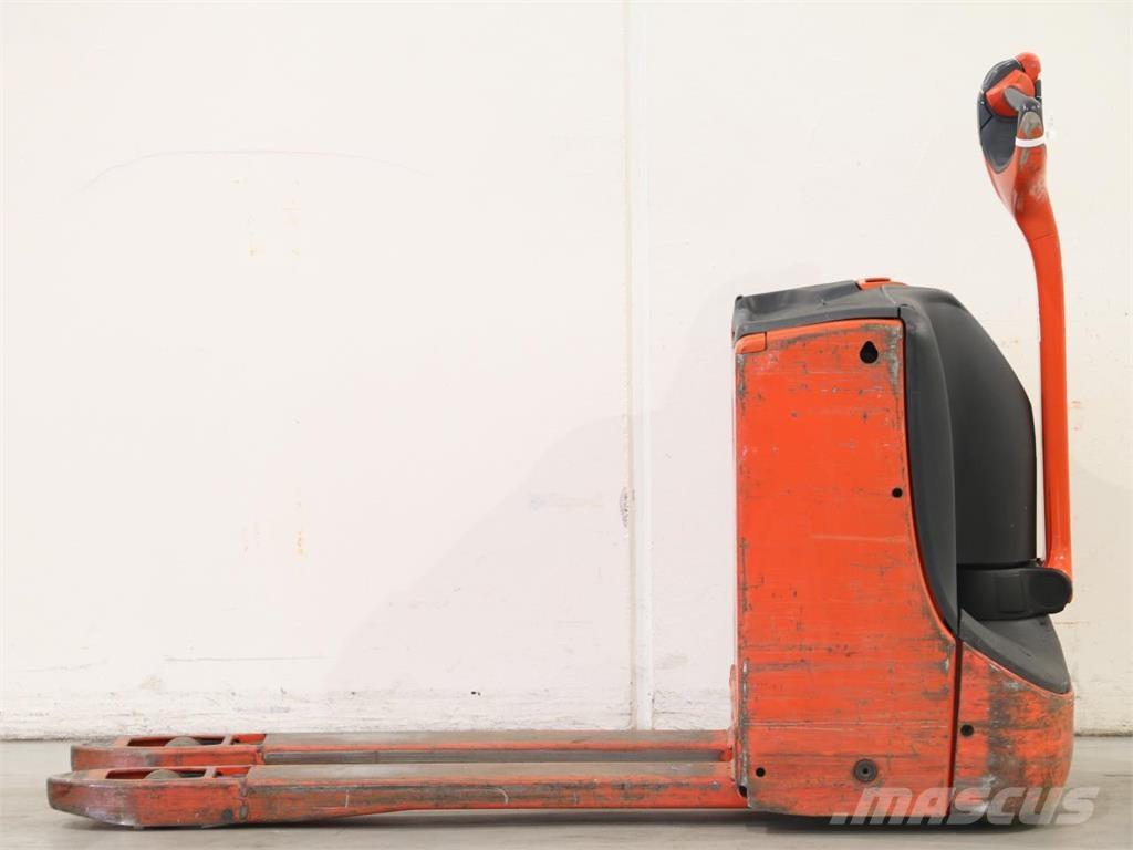 Linde T16/1152 Deichselstapler