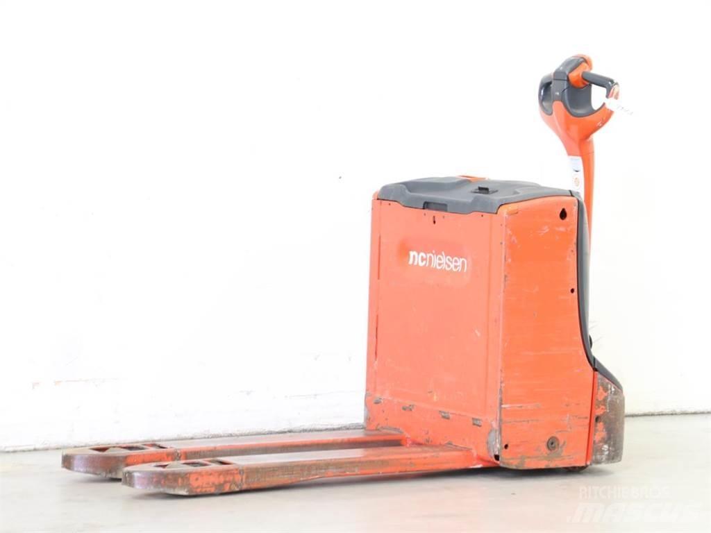 Linde T16/1152-00 Deichselstapler