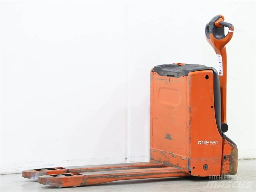 Linde T16/1152-00 Deichselstapler