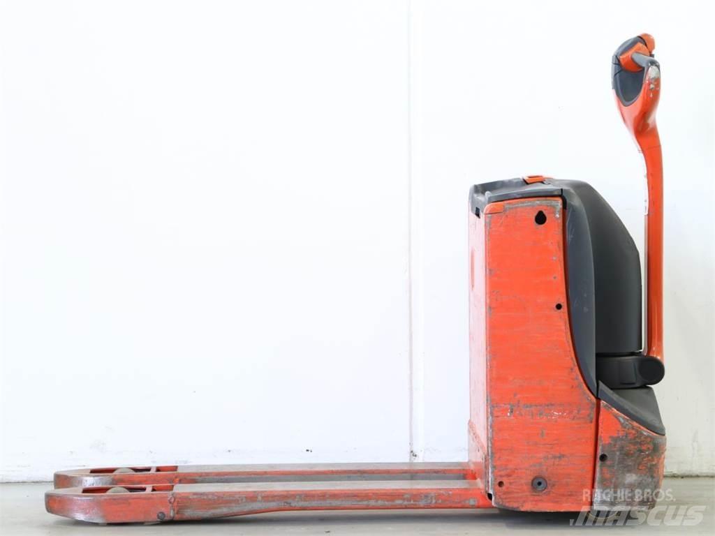 Linde T16/1152-00 Deichselstapler