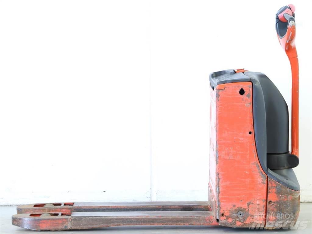 Linde T16/1152-00 Deichselstapler