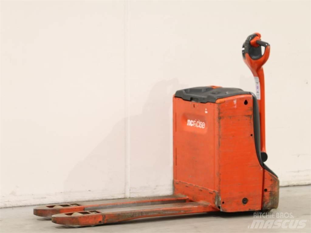 Linde T16/1152-00 Deichselstapler