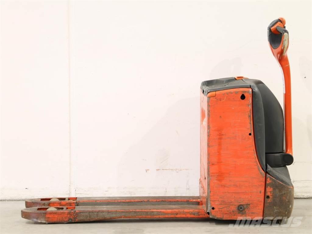 Linde T16/1152-00 Deichselstapler