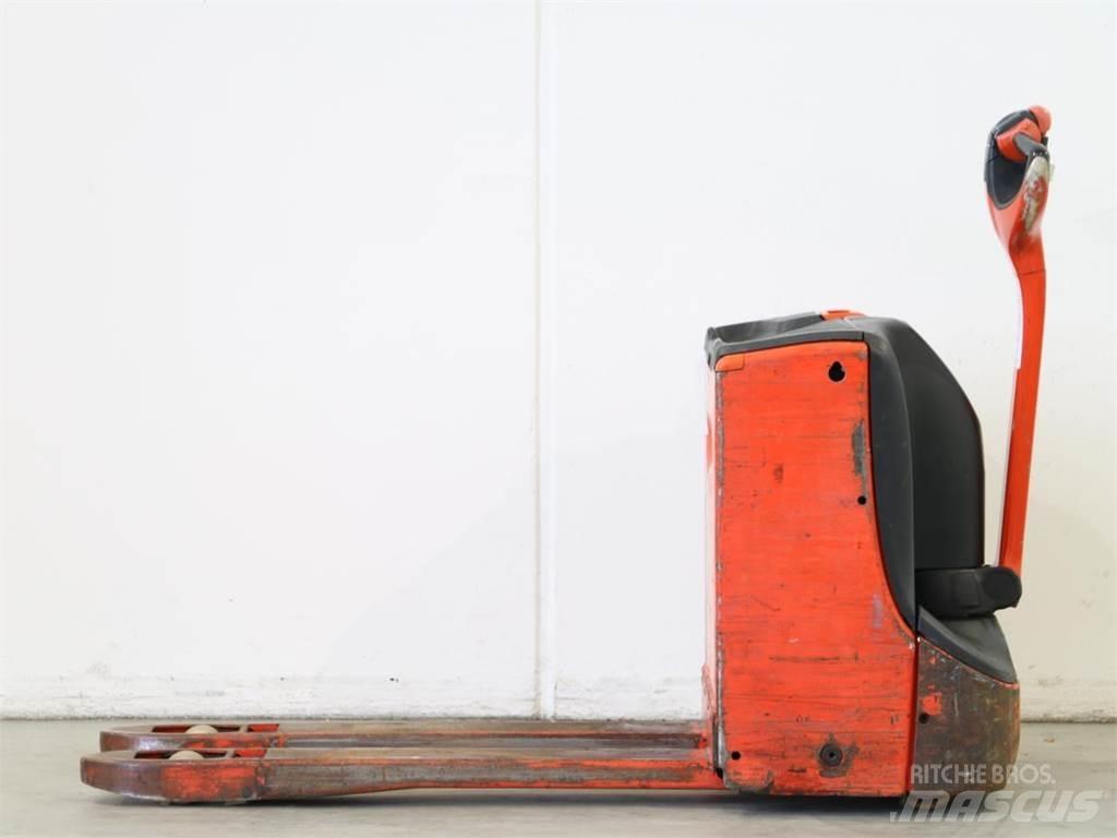 Linde T16/1152-00 Deichselstapler