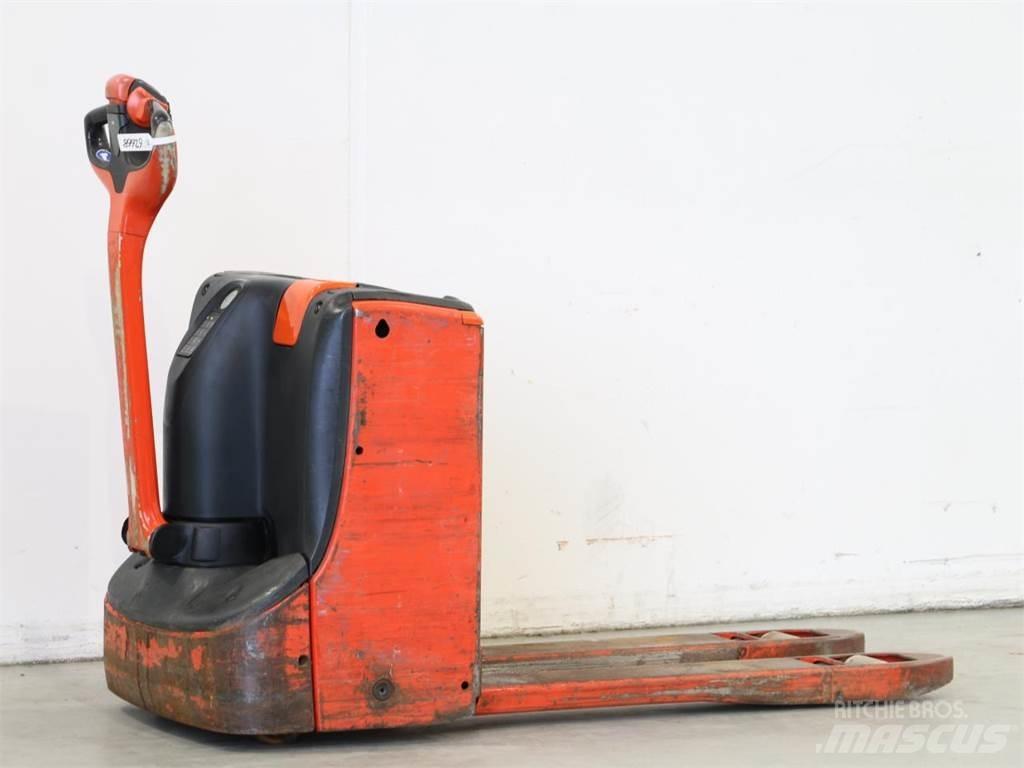 Linde T16/1152-00 Deichselstapler