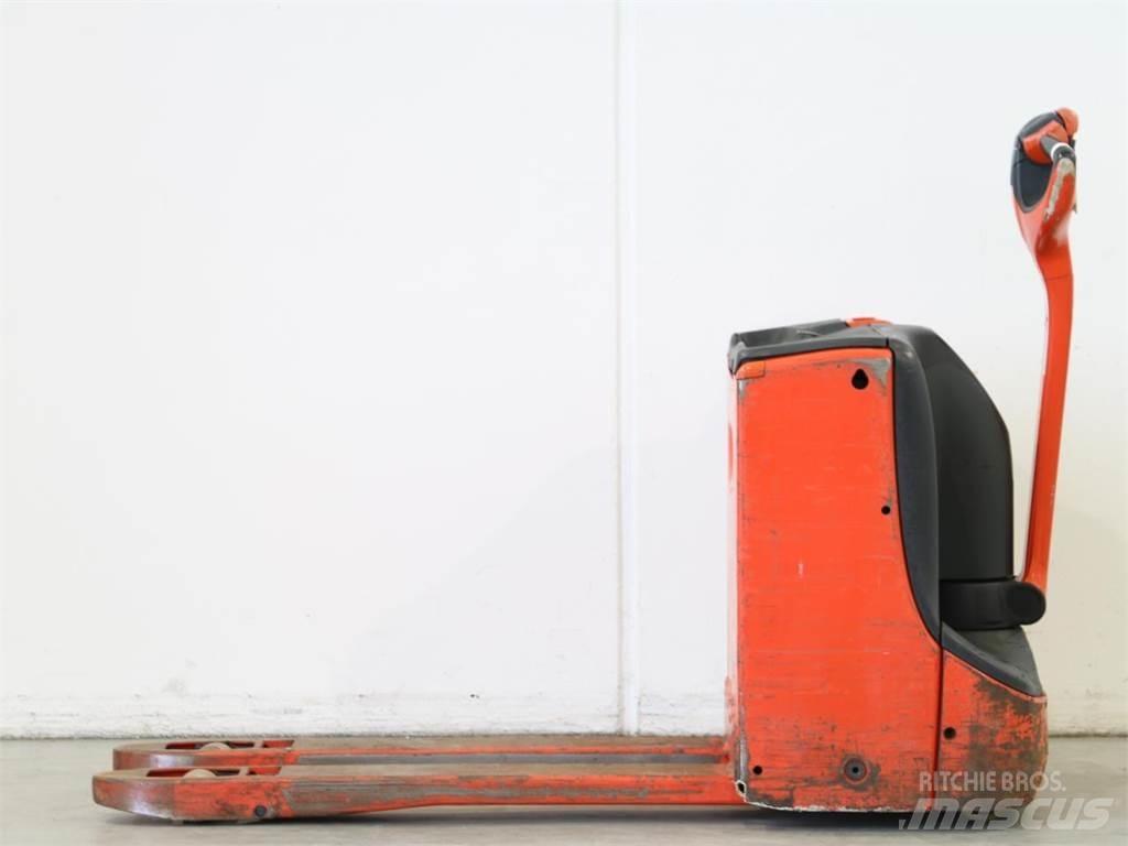Linde T16/1152-00 Deichselstapler