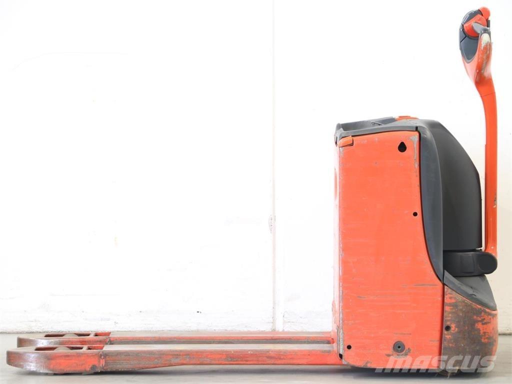 Linde T16/1152-02 Deichselstapler