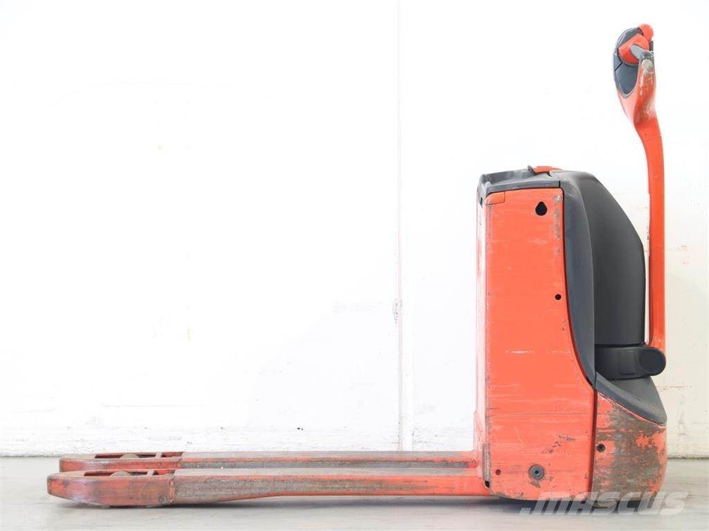 Linde T16/1152-02 Deichselstapler
